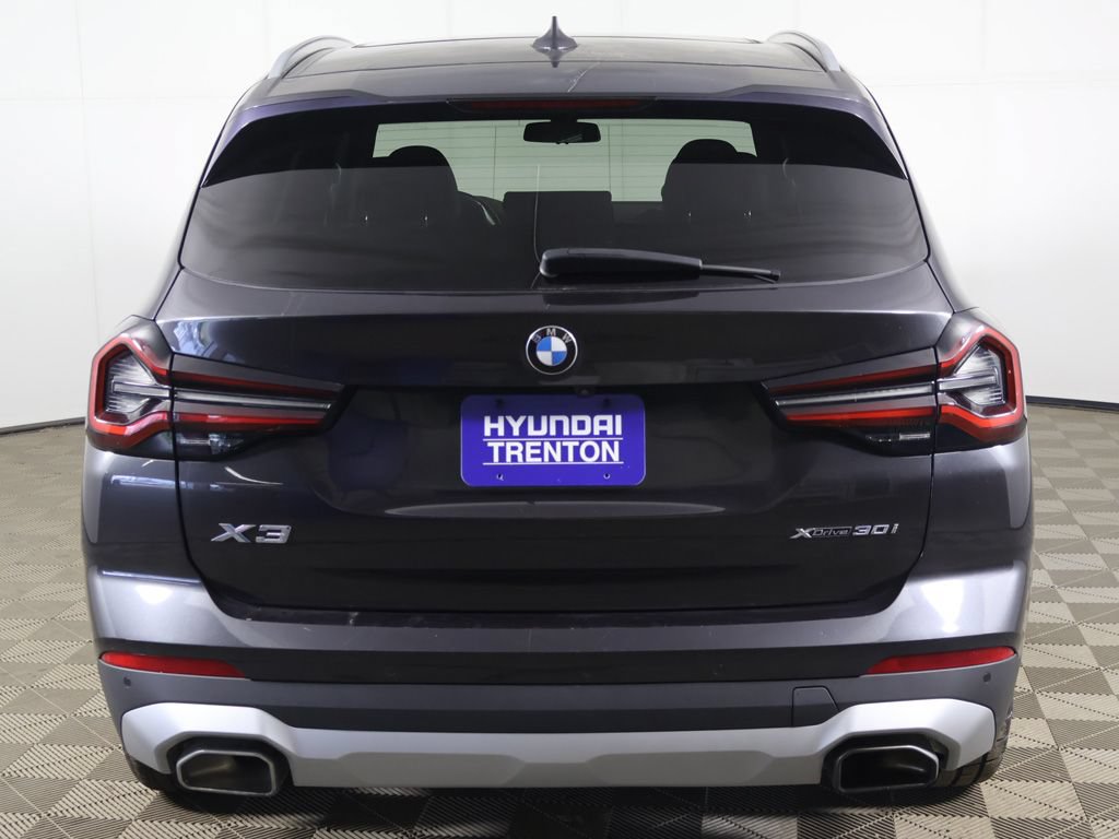 Used 2022 BMW X3 xDrive30i AWD/4WD image 13