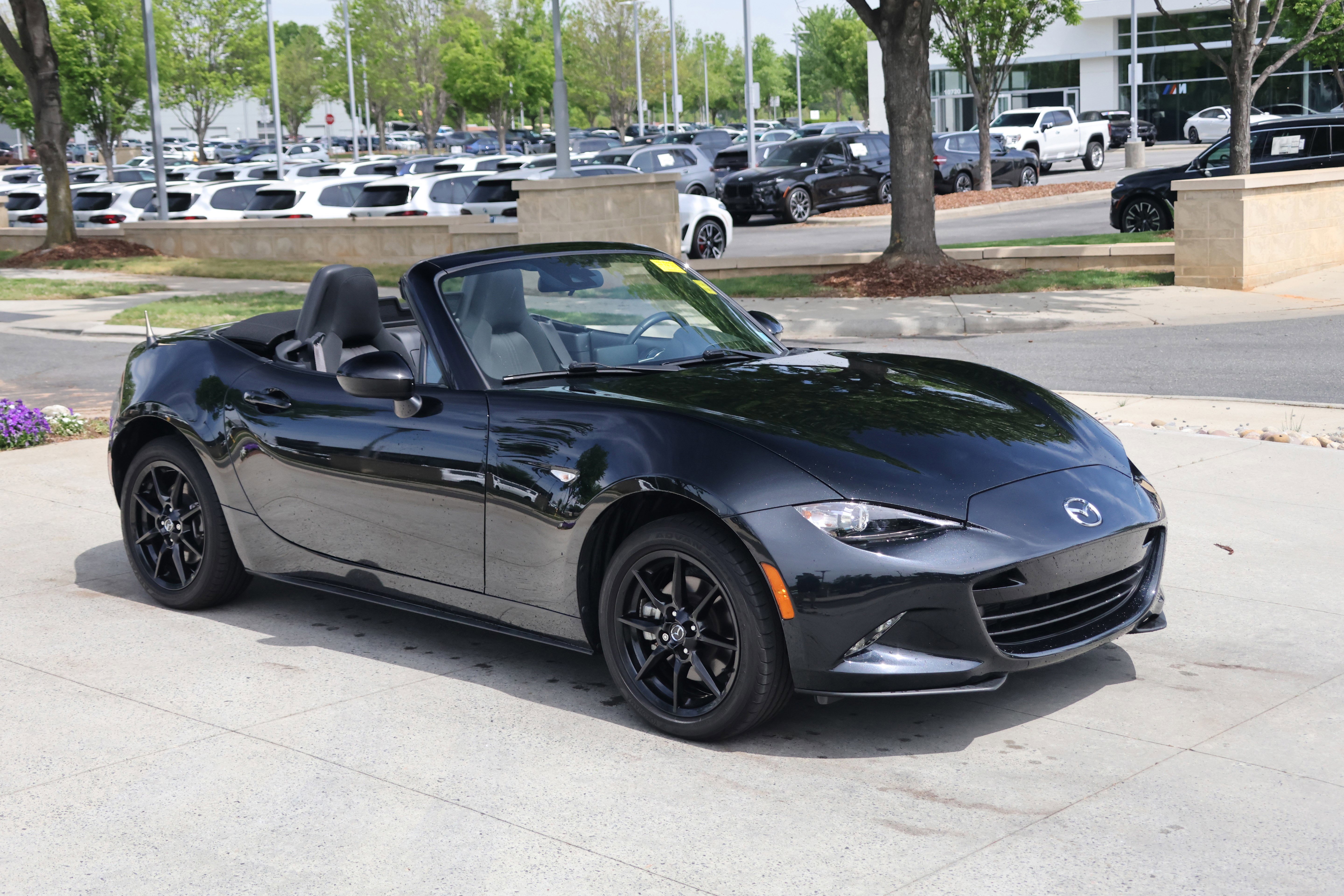 Used 2023 MAZDA MX-5 Miata Sport image 2