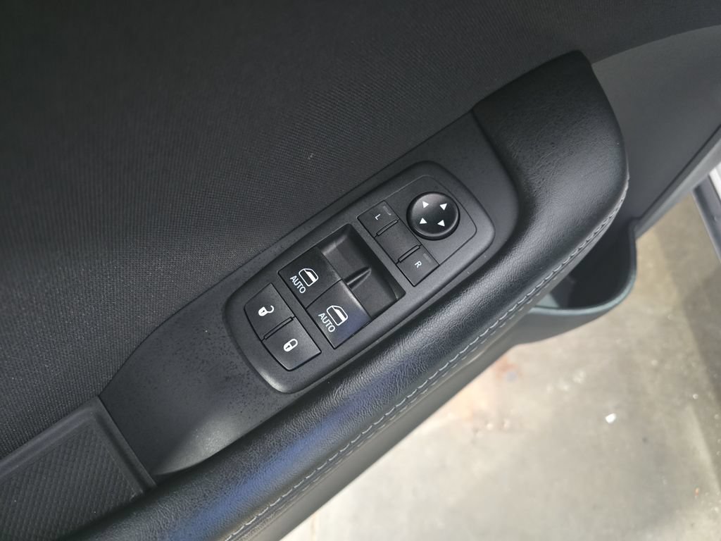 Used 2019 Dodge Challenger R/T Scat Pack RWD image 11