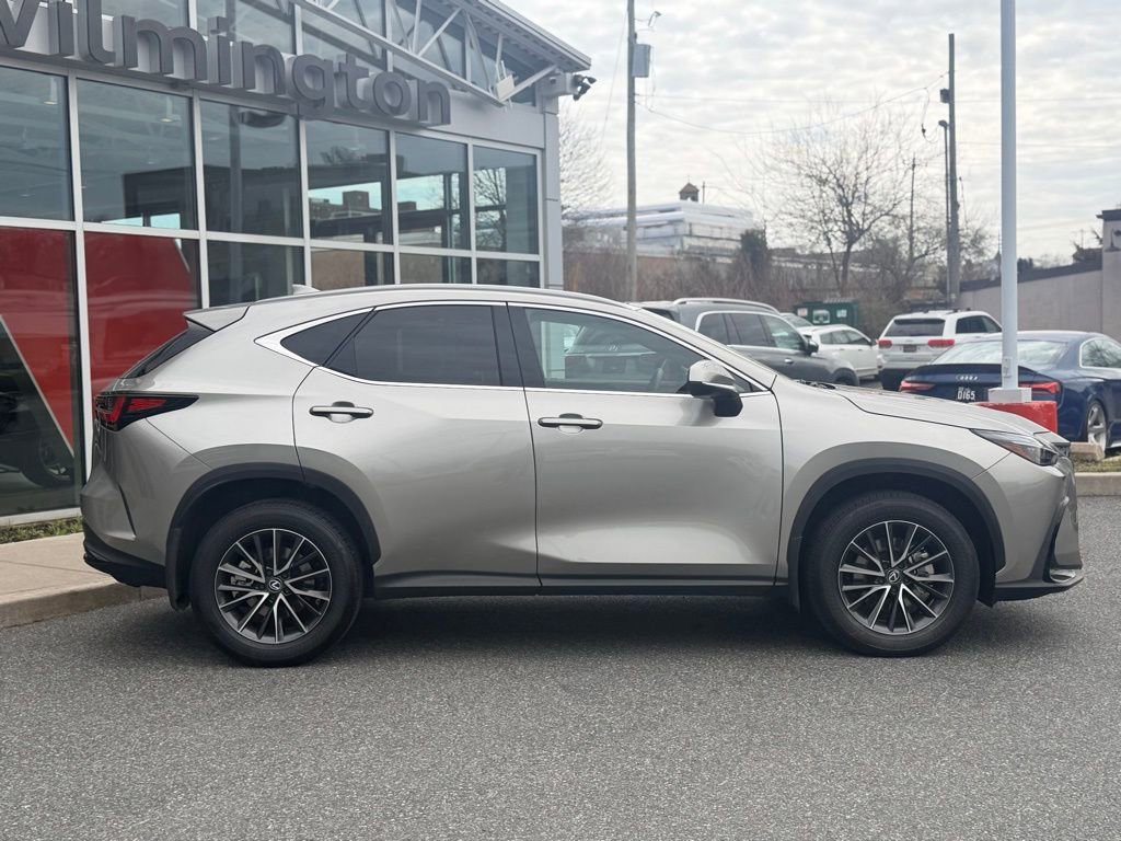 Used 2024 Lexus NX 350h AWD image 7