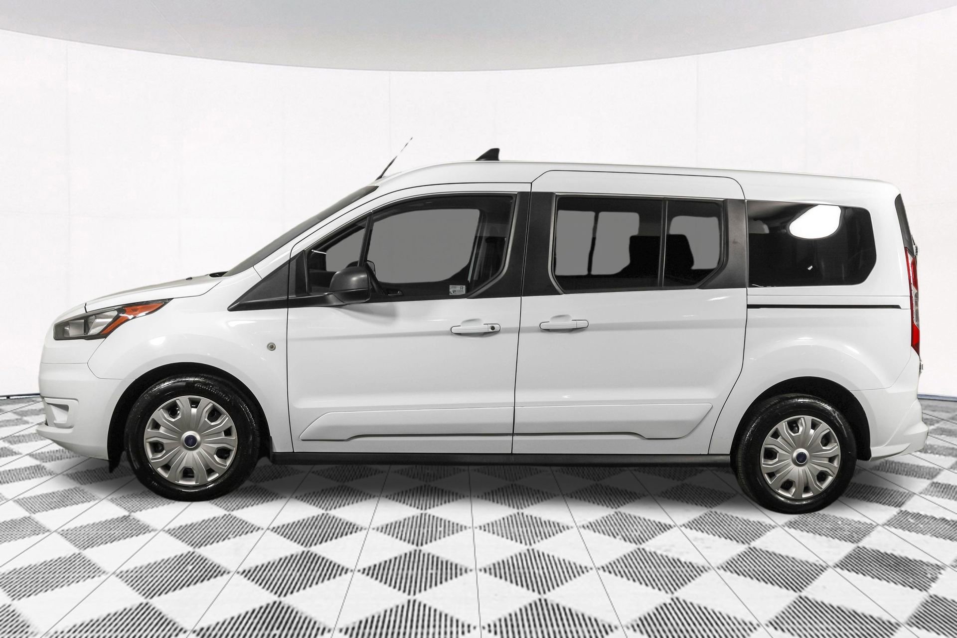 Used 2023 Ford Transit Connect XLT FWD image 18