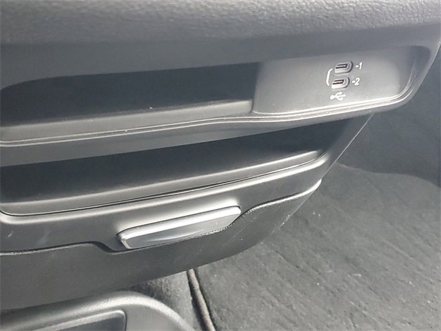 New 2026 Chrysler Pacifica Select image 29