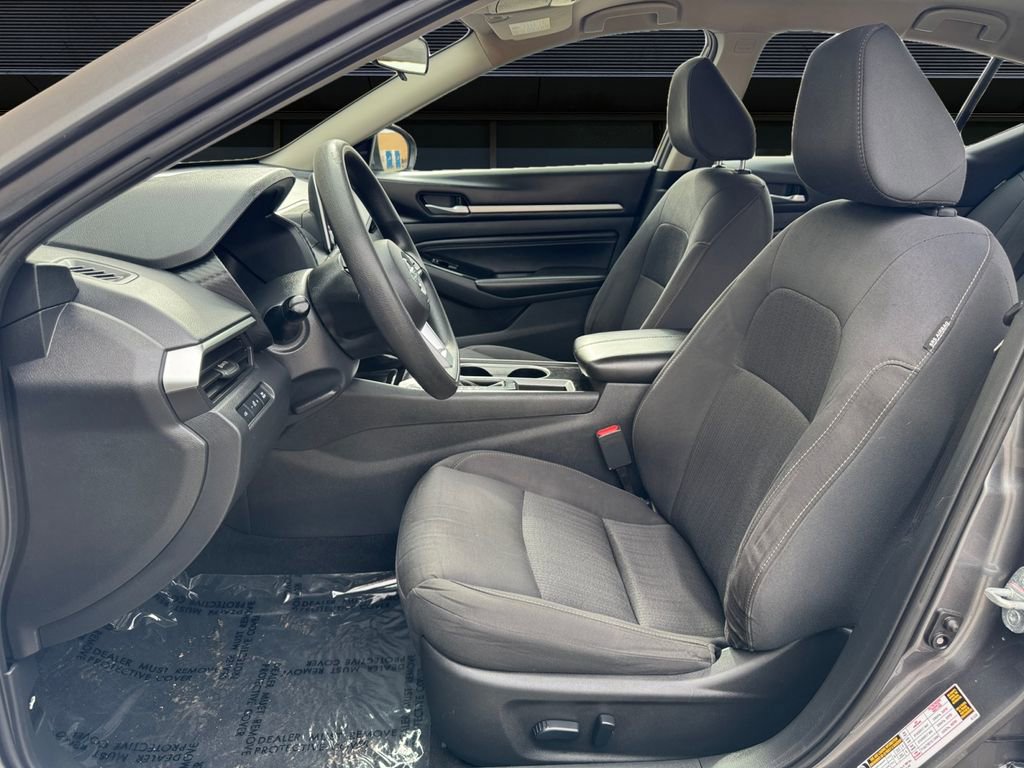 Used 2021 Nissan Altima 2.5 SV FWD image 14