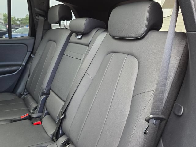 Used 2023 Mercedes-Benz GLB 250 4MATIC image 30