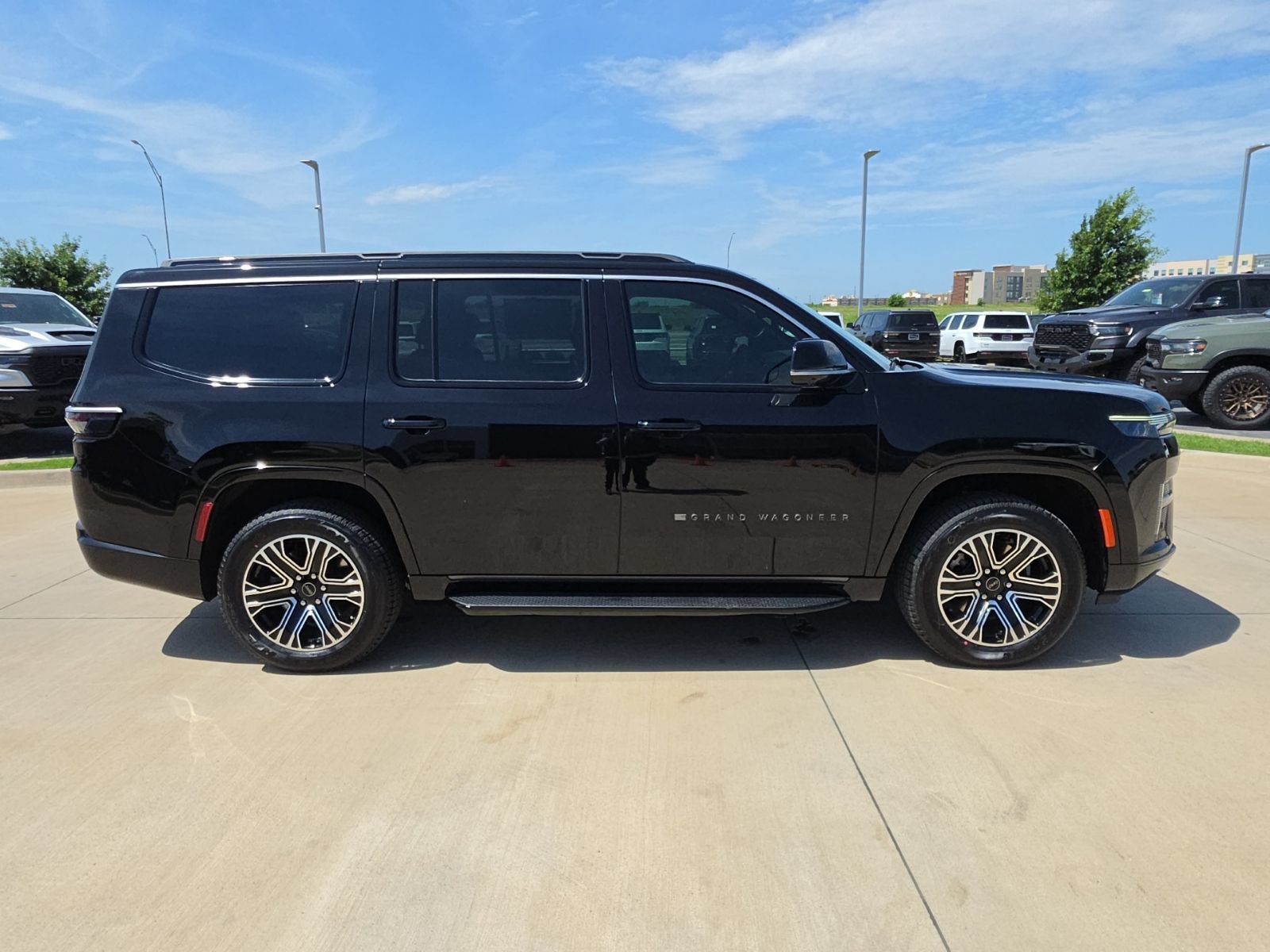 New 2026 Jeep Grand Wagoneer 2WD w/ Premium Group I image 6