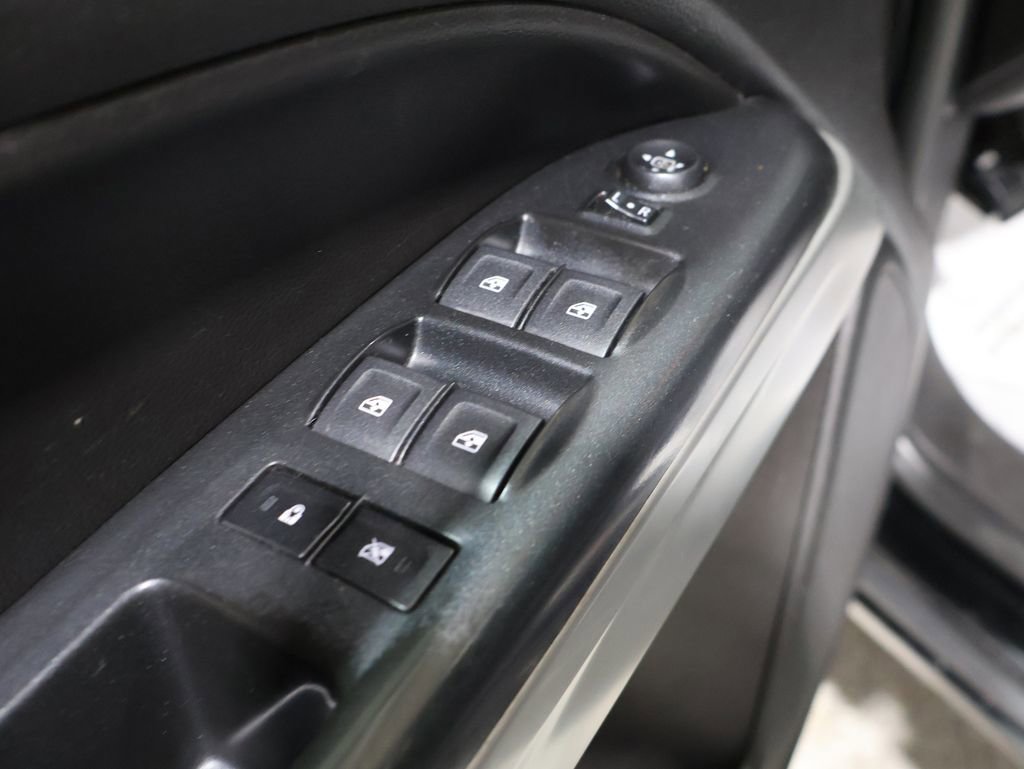 Used 2018 Chevrolet Colorado ZR2 w/ ZR2 Midnight Special Edition image 23