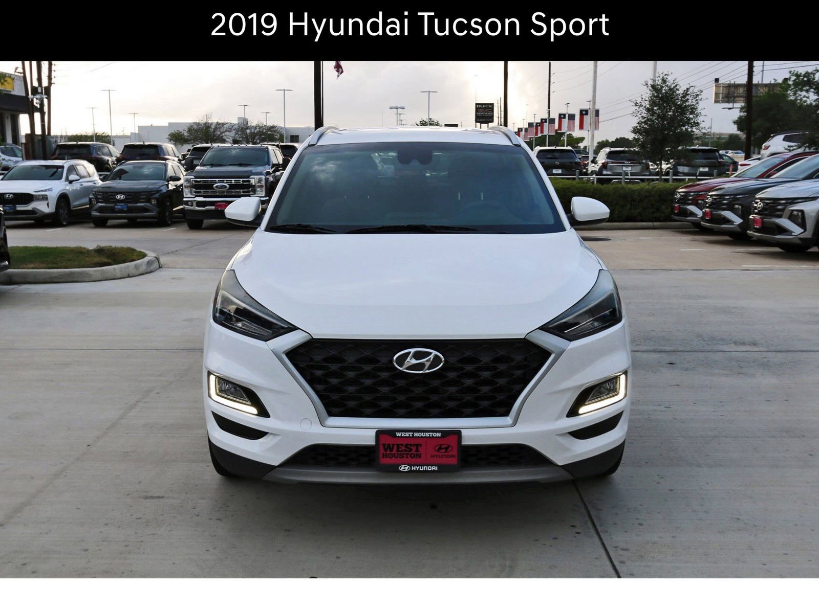 Used 2019 Hyundai Tucson Sport w/ Cargo Package FWD image 2