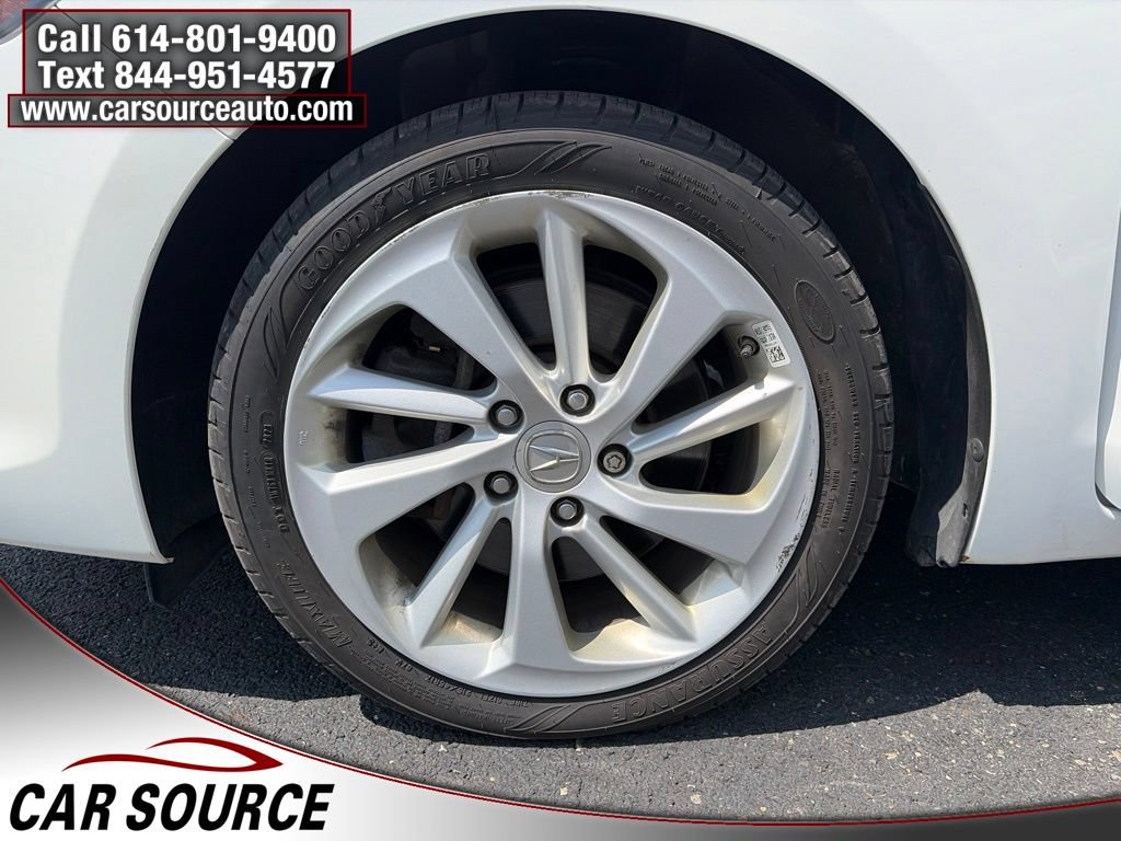 Used 2018 Acura ILX w/ AcuraWatch Plus Package FWD image 25