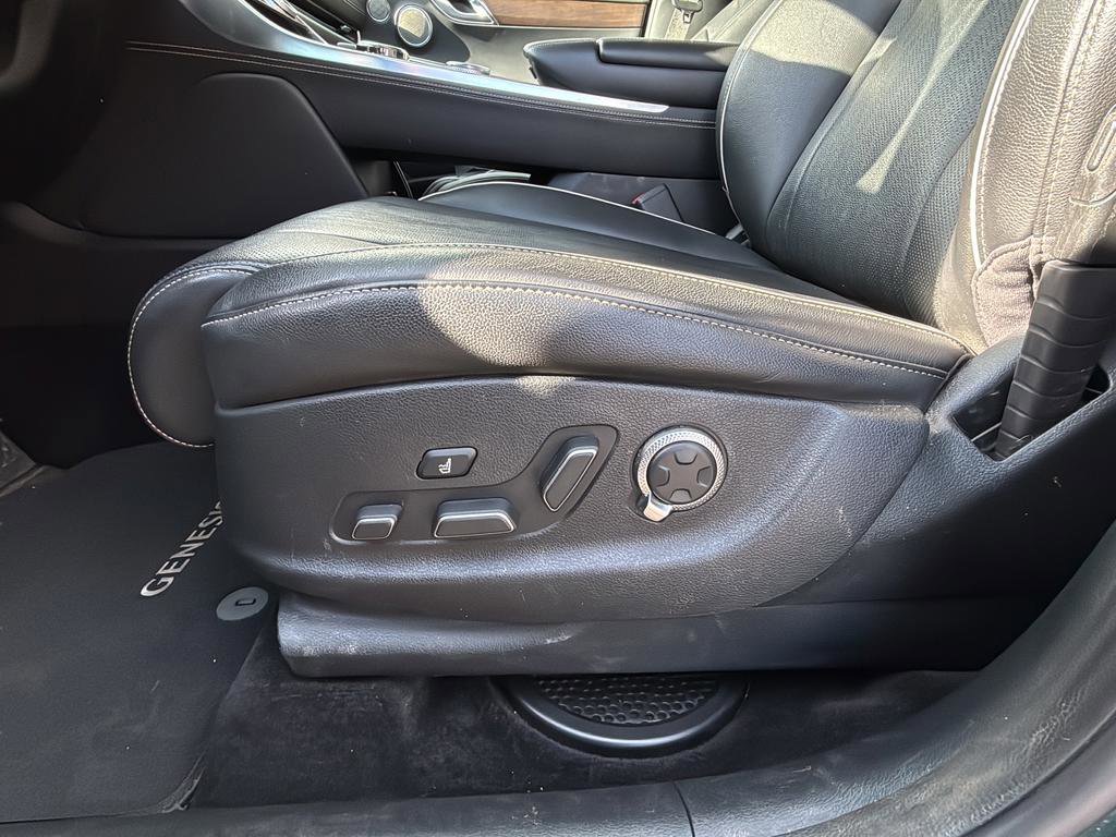 Used 2023 Genesis GV80 2.5T w/ Prestige 20" Package image 20