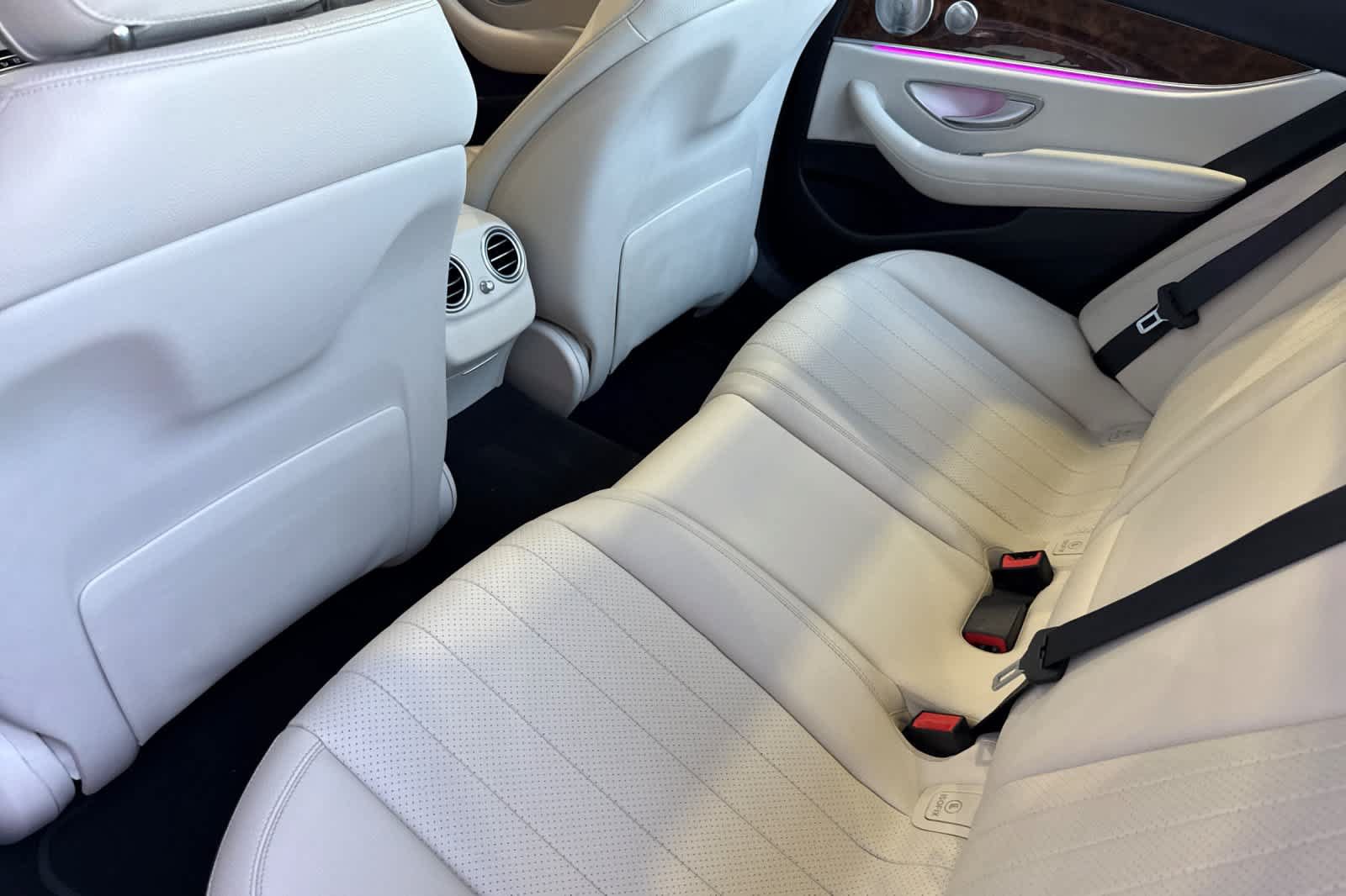 Used 2017 Mercedes-Benz E 300 image 11