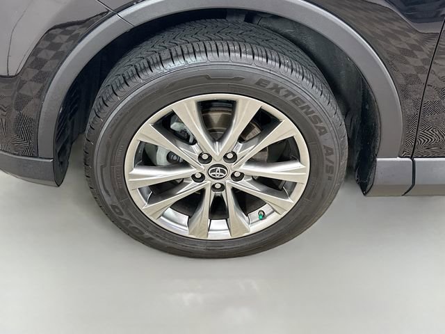 Used 2017 Toyota RAV4 Limited w/ Advanced Technology Package image 30