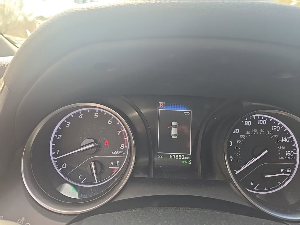 Used 2024 Toyota Camry SE w/ Cold Weather Package image 5