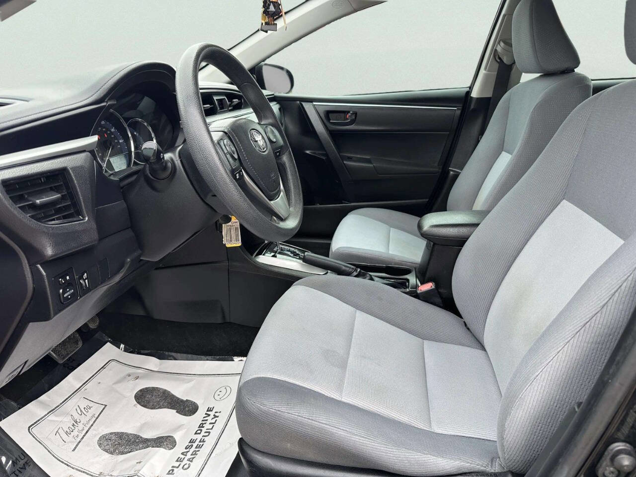 Used 2016 Toyota Corolla L image 11