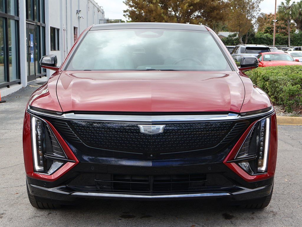 Used 2024 Cadillac Lyriq Sport image 12