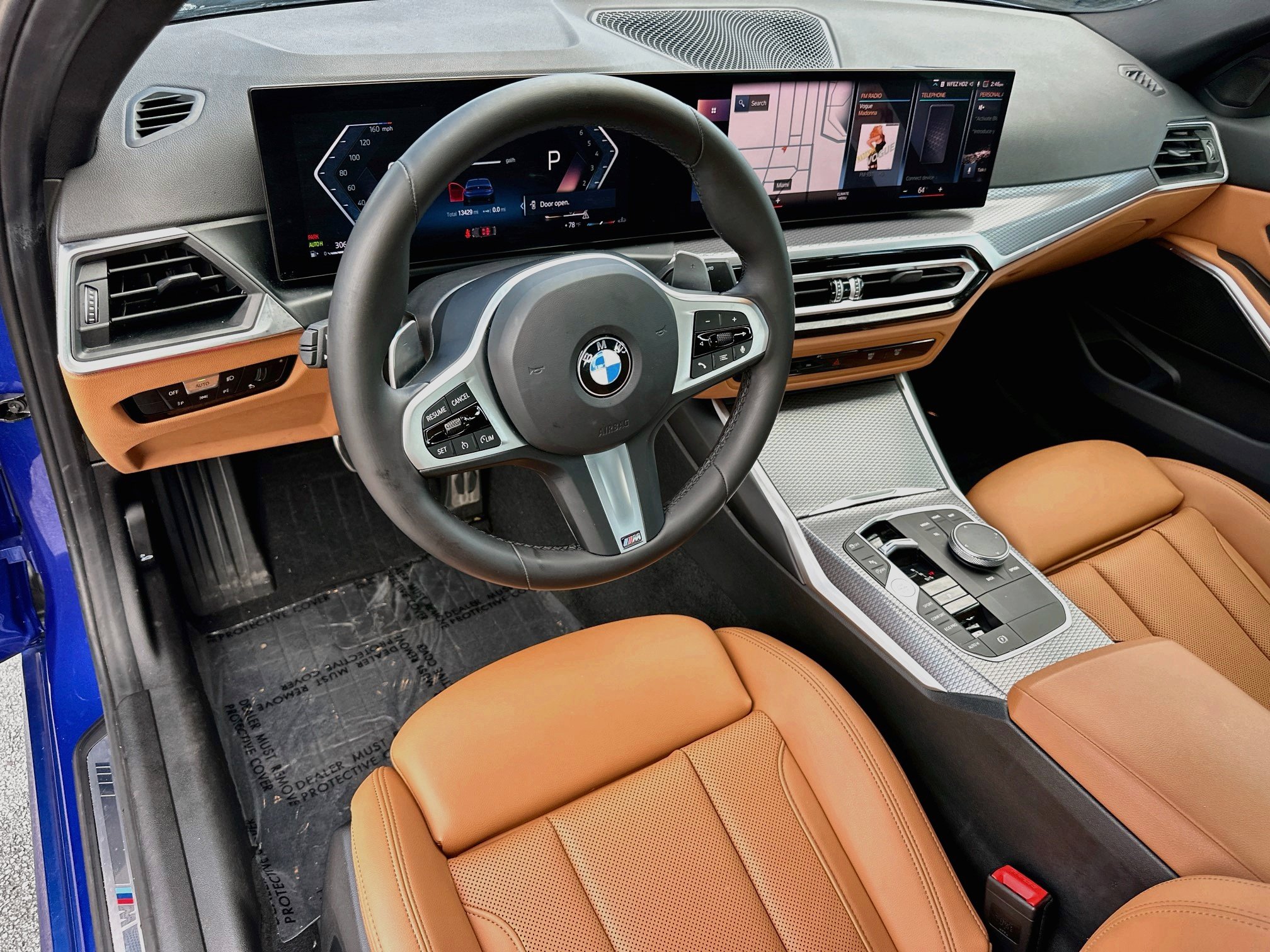 Used 2024 BMW 330i Sedan w/ M Sport Package RWD image 9