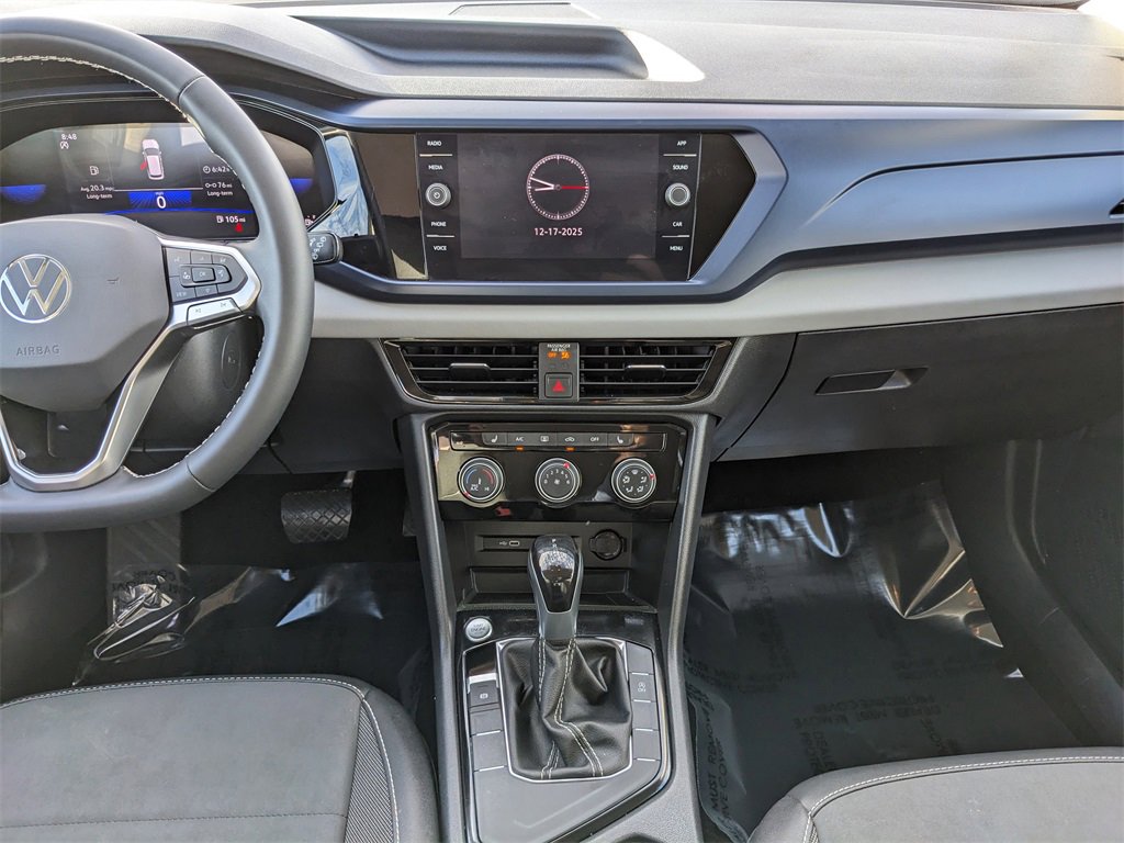 Certified 2023 Volkswagen Taos SE image 16