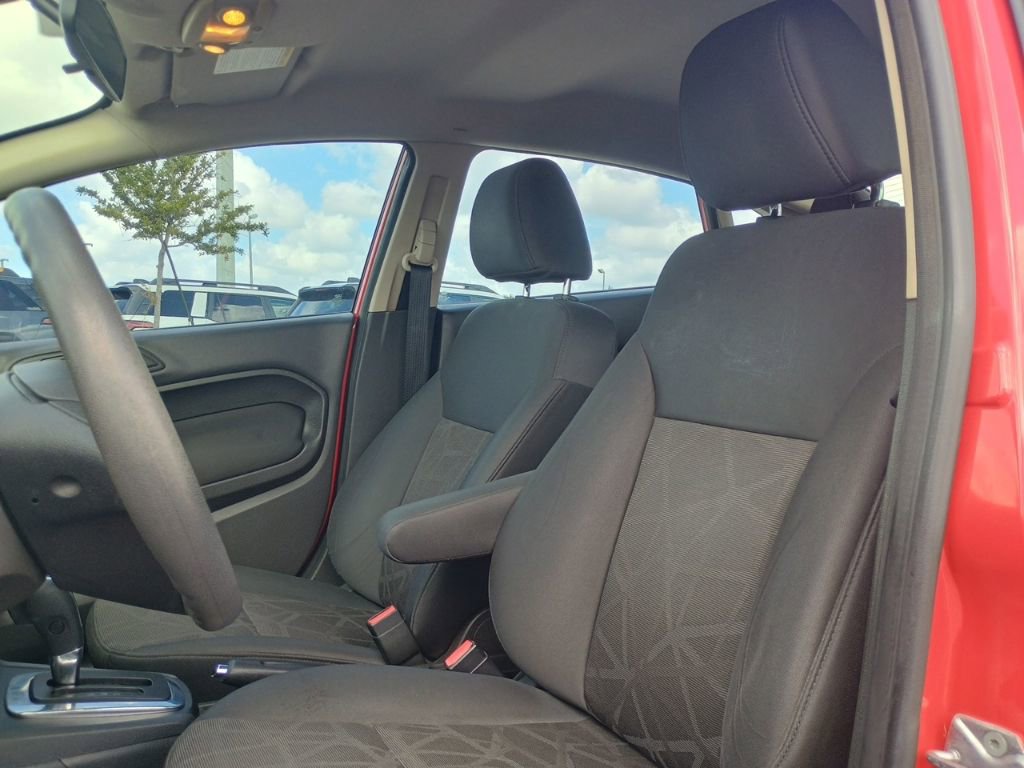 Used 2013 Ford Fiesta SE w/ Super Fuel Economy Pkg image 13