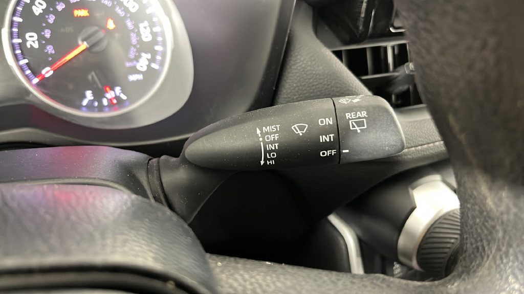 Used 2020 Toyota RAV4 LE w/ All Weather Liner Package AWD/4WD image 27