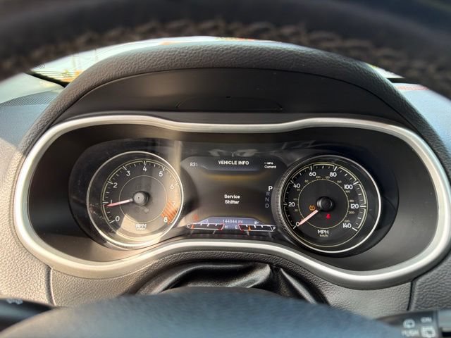 Used 2014 Jeep Cherokee Trailhawk w/ Comfort/Convenience Group AWD/4WD image 11