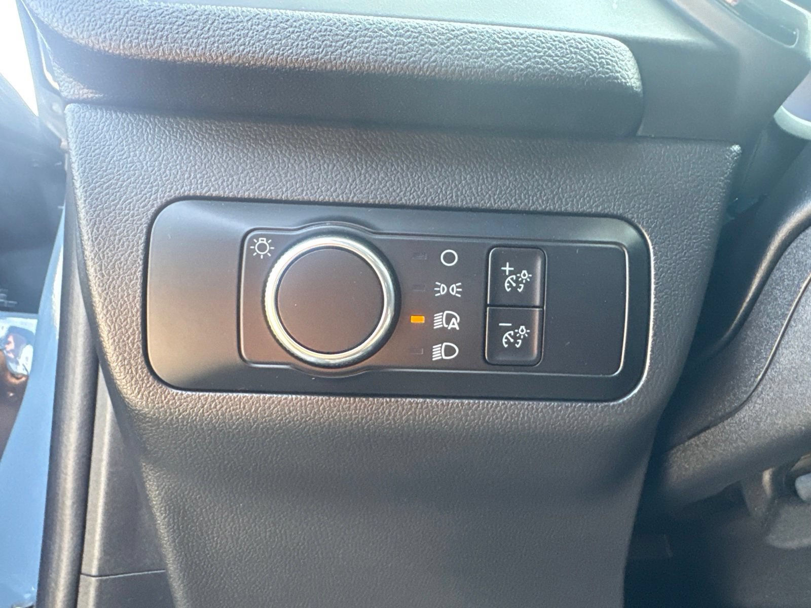 Used 2025 Ford Escape ST-Line FWD image 30
