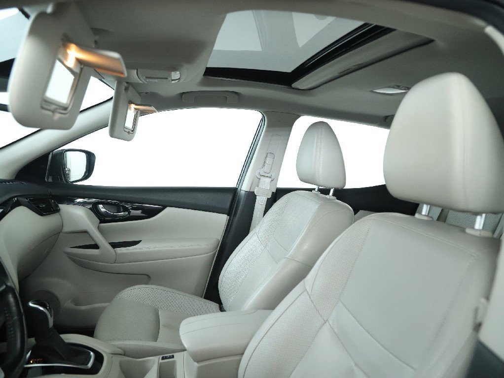 Used 2022 Nissan Rogue Sport SL w/ Premium Package image 20