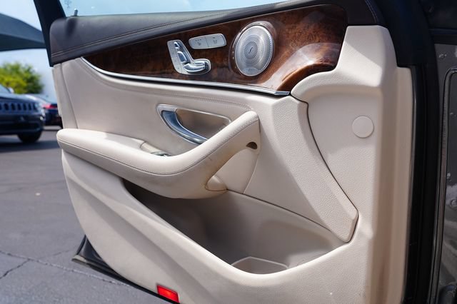 Used 2018 Mercedes-Benz E 300 4MATIC image 39