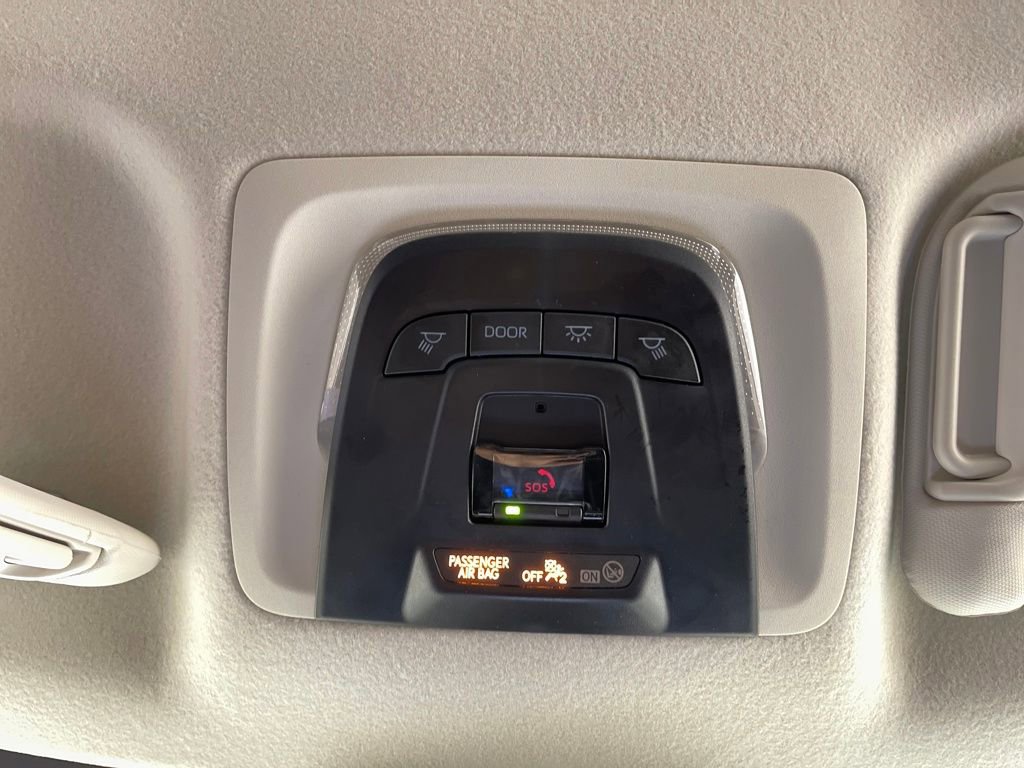 Certified 2025 Toyota Corolla LE image 29