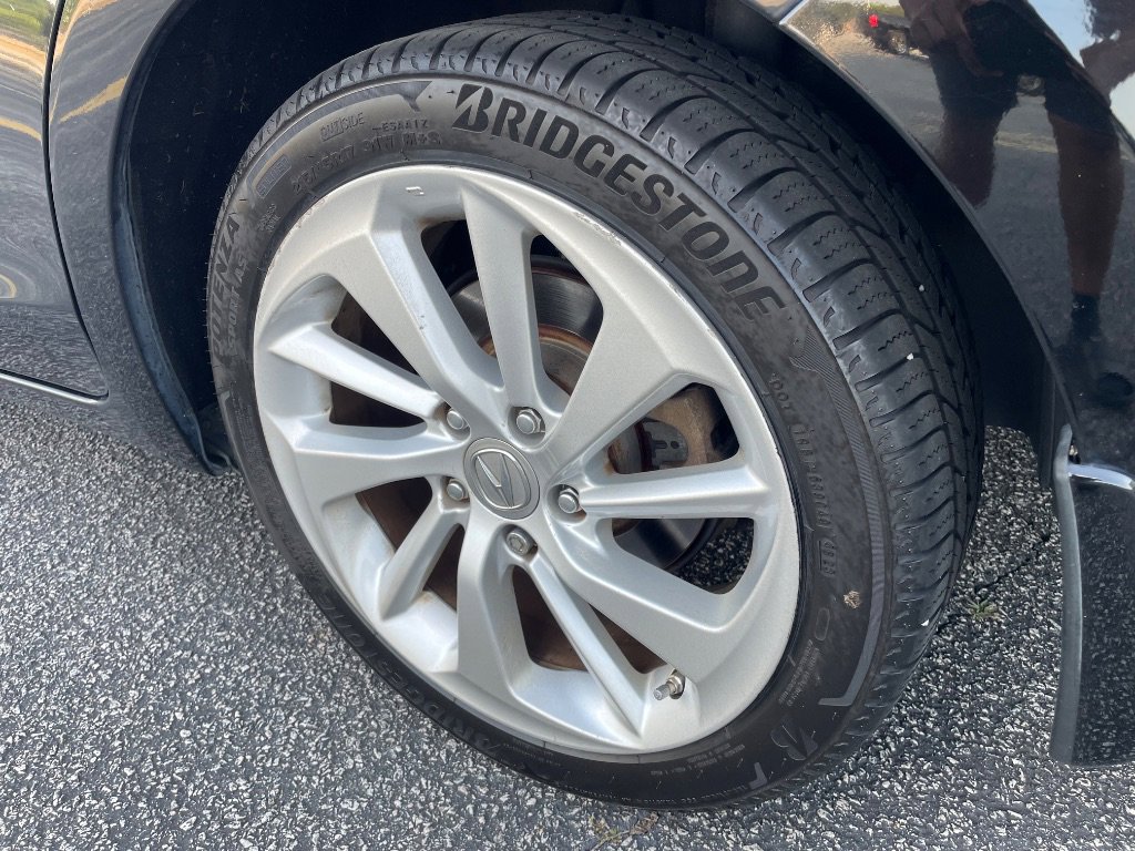 Used 2017 Acura ILX FWD image 10