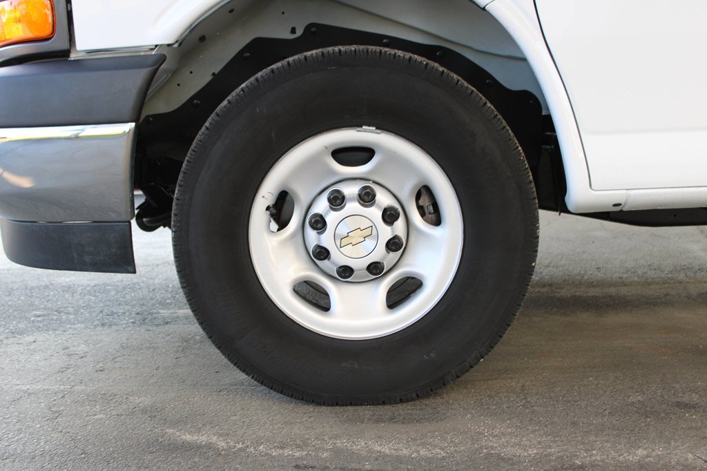 Used 2024 Chevrolet Express 2500 w/ Driver Convenience Package RWD image 32