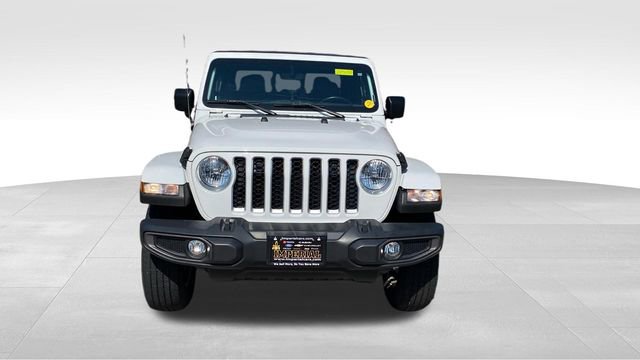 Used 2023 Jeep Gladiator Overland w/ Popular Equipment Package AWD/4WD image 2