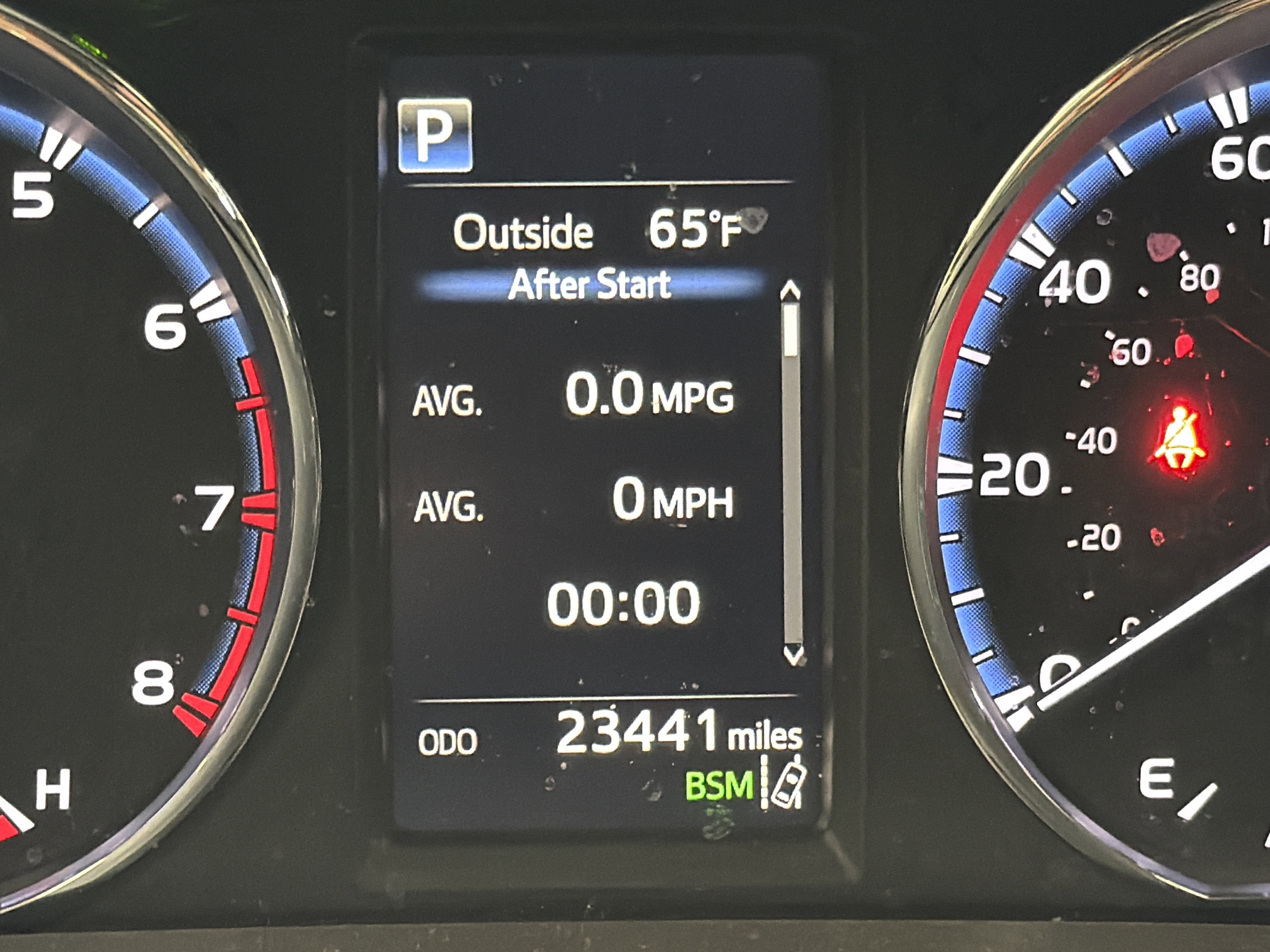 Used 2018 Toyota RAV4 Limited w/ All Weather Liner Package AWD/4WD image 11