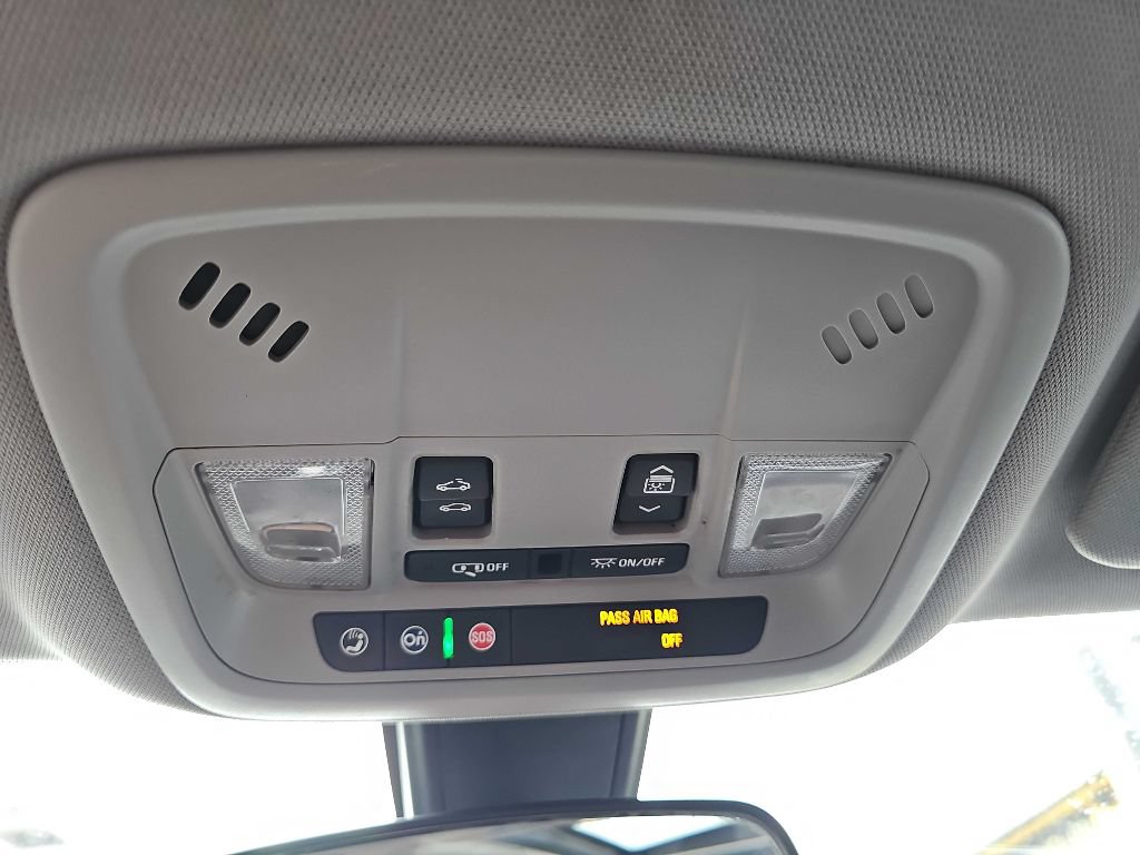 Used 2019 Chevrolet Malibu LT FWD image 32