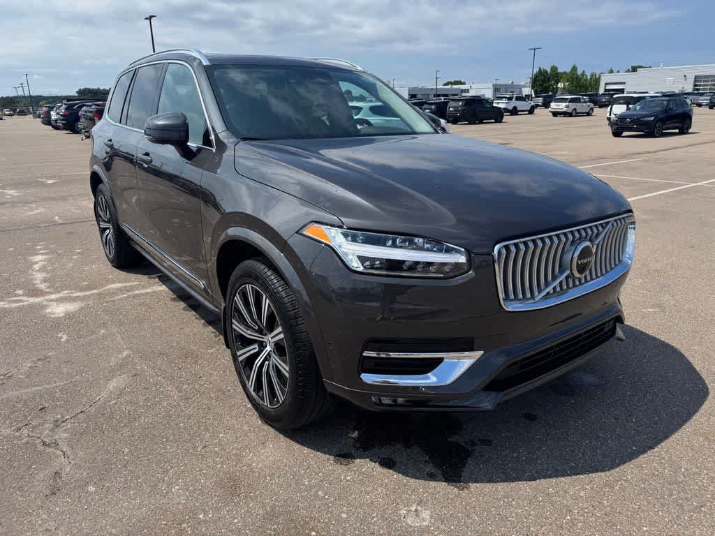 Used 2024 Volvo XC90 B6 Plus w/ Protection Package Premier AWD/4WD image 3