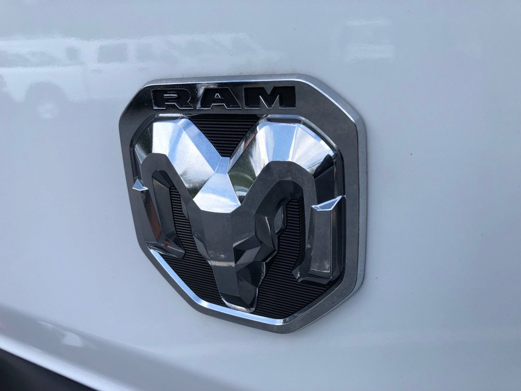 Used 2025 RAM ProMaster 2500 w/ Convenience Group FWD image 14