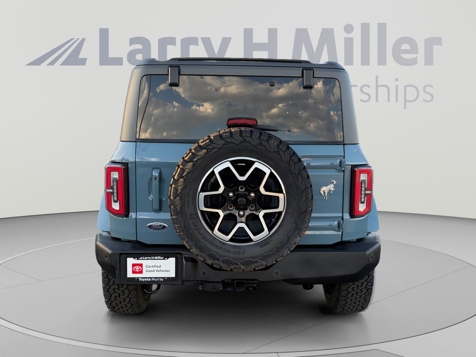 Used 2023 Ford Bronco Outer Banks AWD/4WD image 4