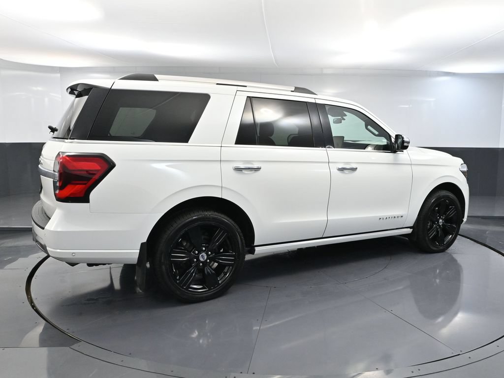 Used 2024 Ford Expedition Platinum AWD/4WD image 5