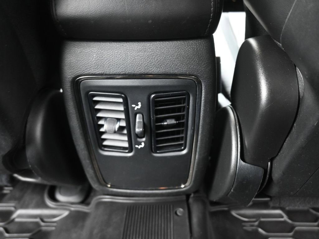 Used 2020 Dodge Durango GT w/ Blacktop Package AWD/4WD image 25