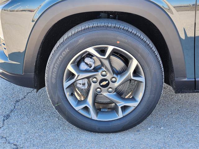 New 2026 Chevrolet Trax LT w/ Driver Confidence Package image 7