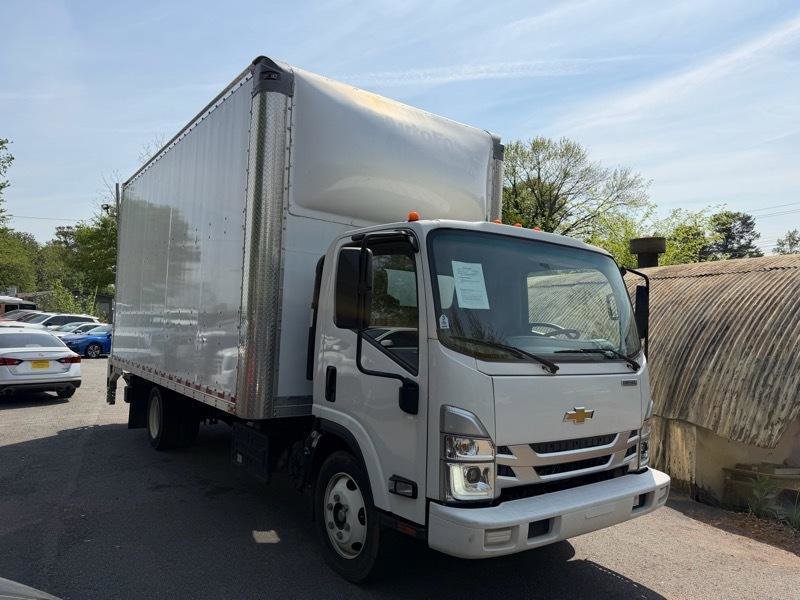 Used 2023 Chevrolet Low Cab Forward 5500XD RWD image 2