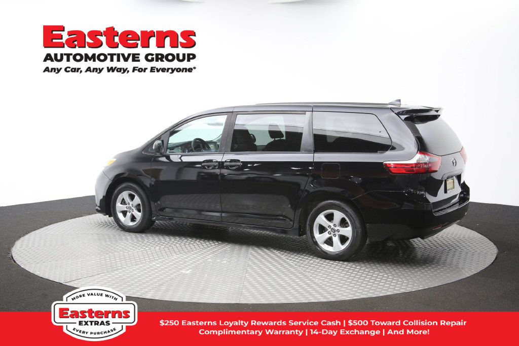 Used 2020 Toyota Sienna L FWD image 63