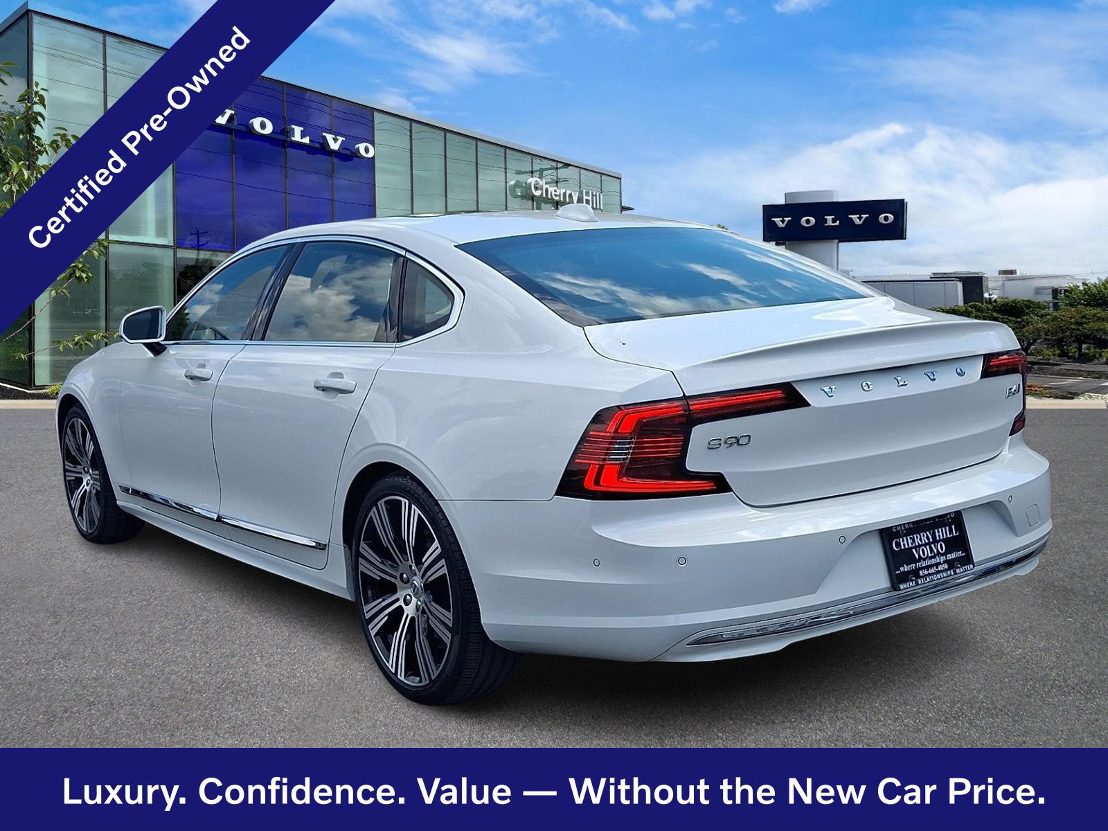 Certified 2023 Volvo S90 B6 Ultimate w/ Lounge Package AWD/4WD image 5