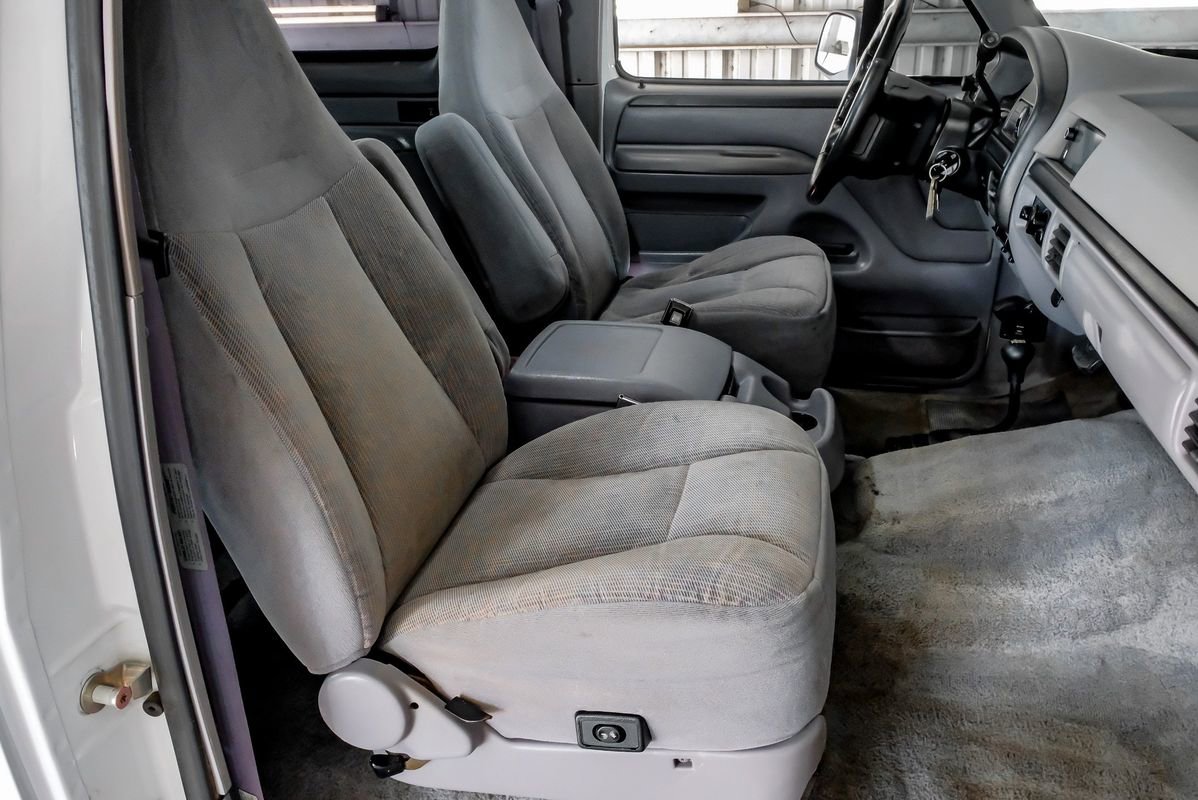 Used 1996 Ford Bronco XLT AWD/4WD image 31