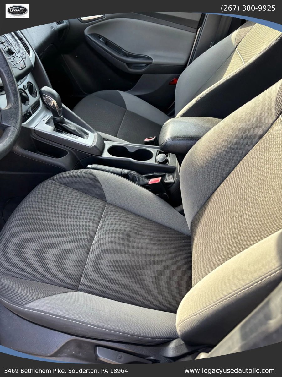 Used 2013 Ford Focus SE image 17