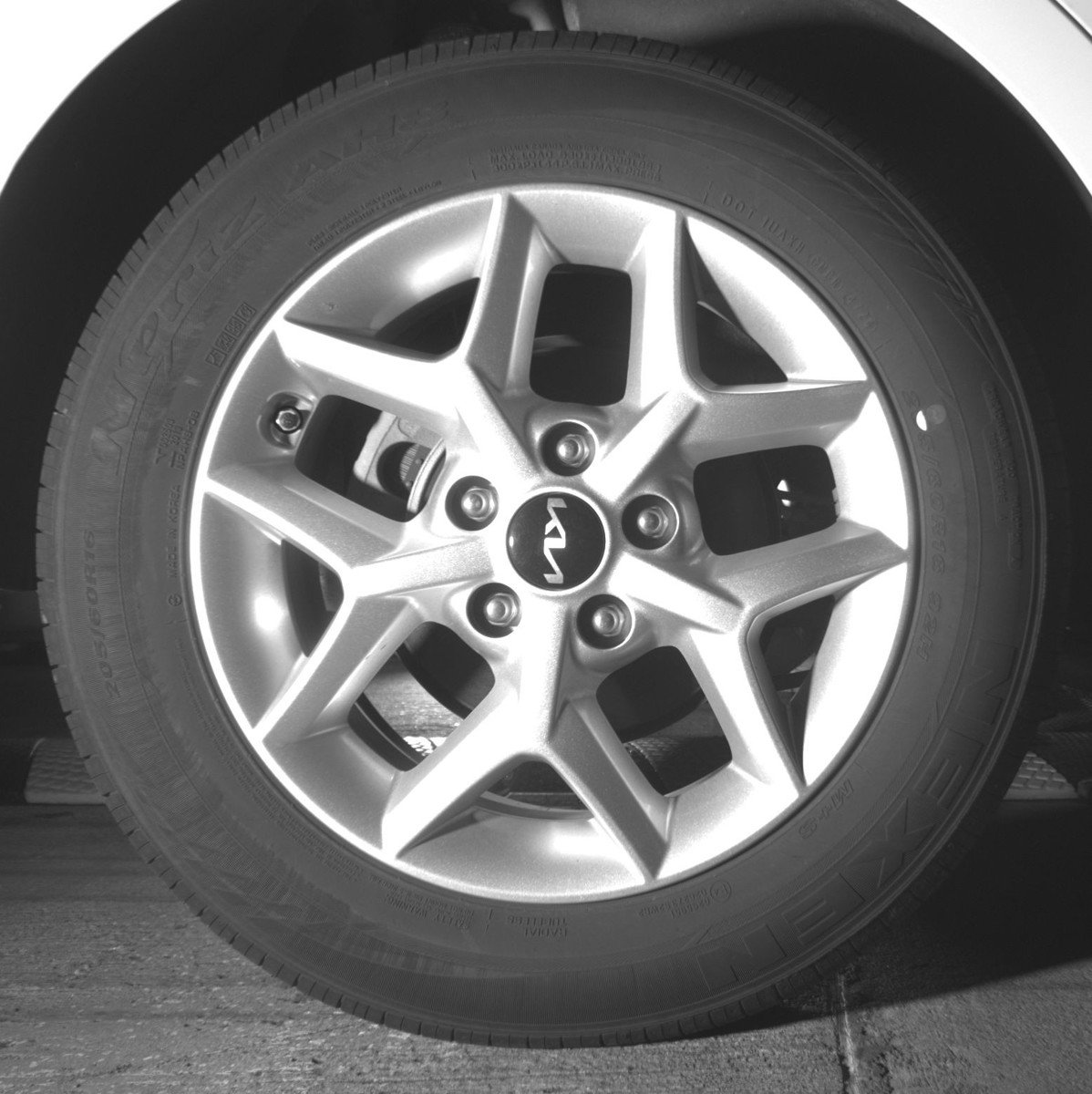 Used 2025 Kia Soul LX w/ LX Technology Package image 15