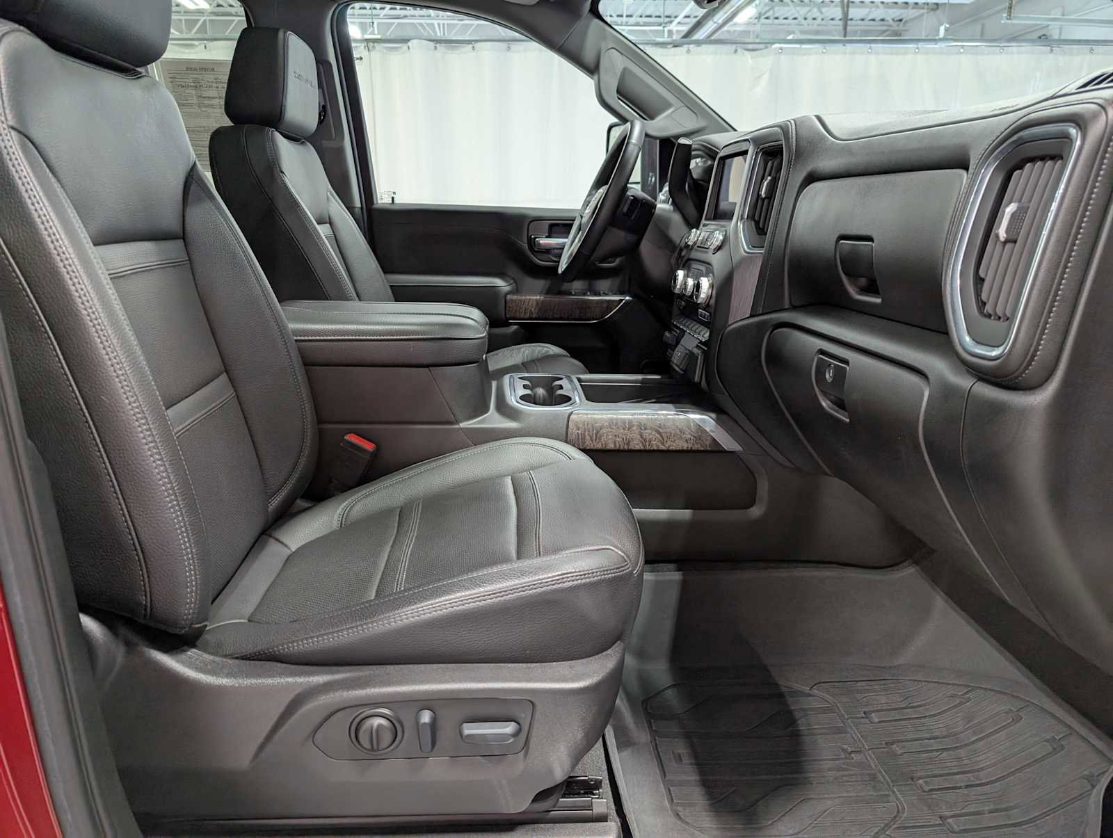 Used 2023 GMC Sierra 2500 Denali w/ Denali Ultimate Package image 44