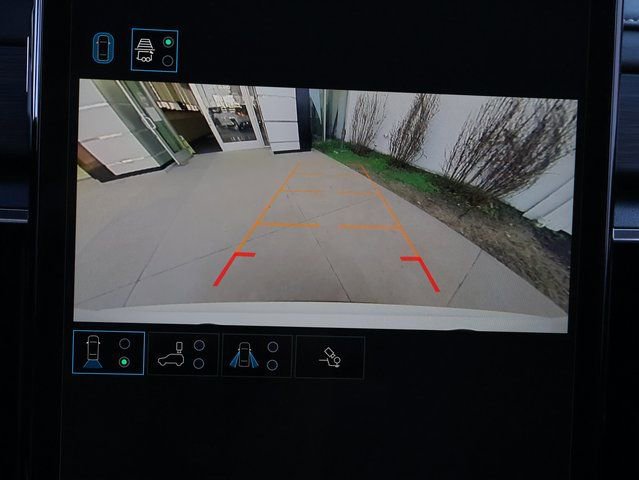 Used 2025 GMC Acadia Elevation image 28