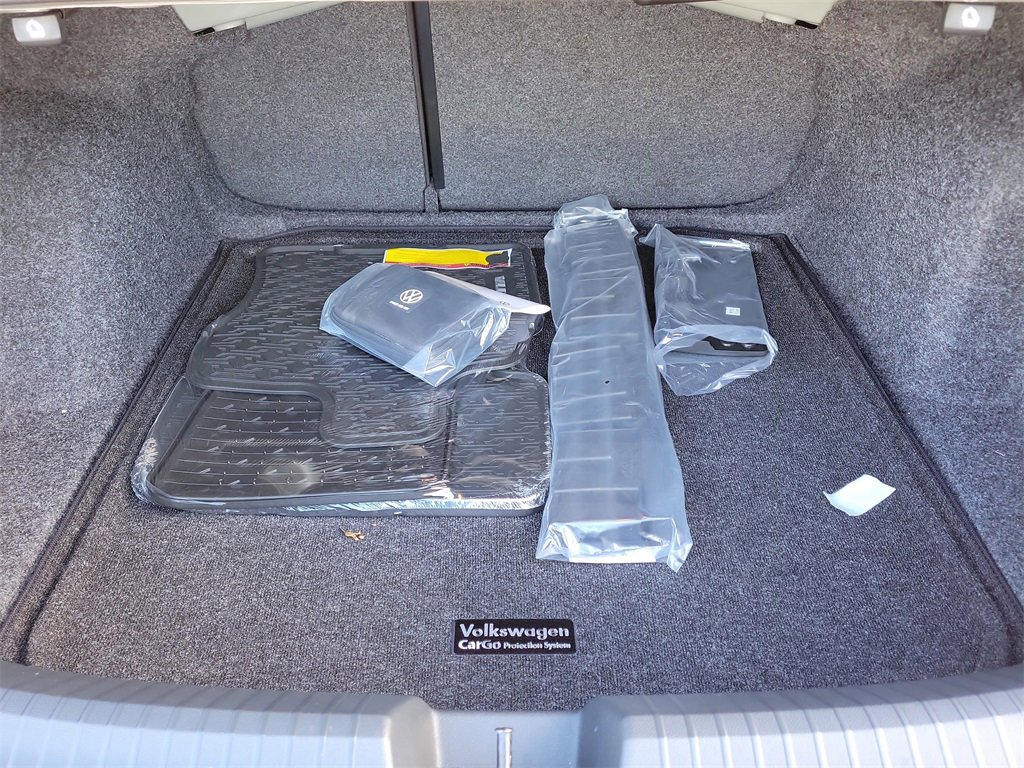 New 2026 Volkswagen Jetta SE image 6