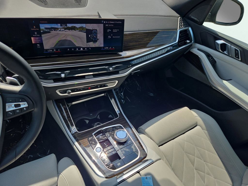 Used 2024 BMW X5 sDrive40i w/ Executive Package image 22