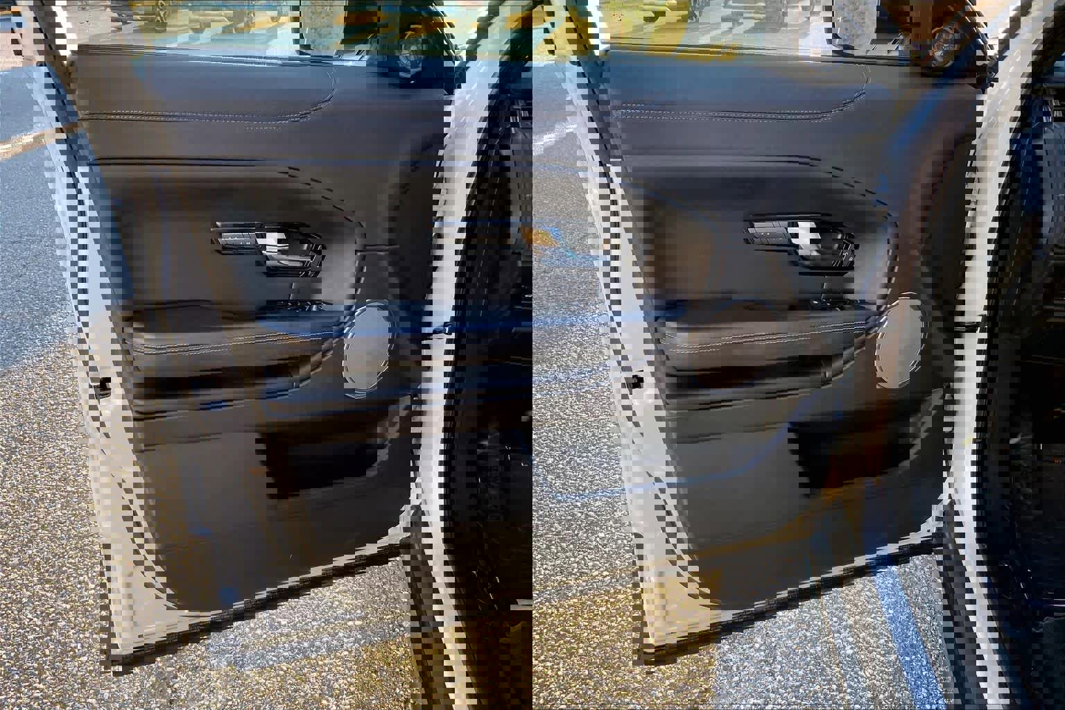 Used 2018 Land Rover Range Rover Evoque Landmark Edition image 21