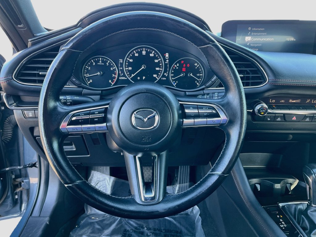 Used 2022 MAZDA MAZDA3 s FWD image 11